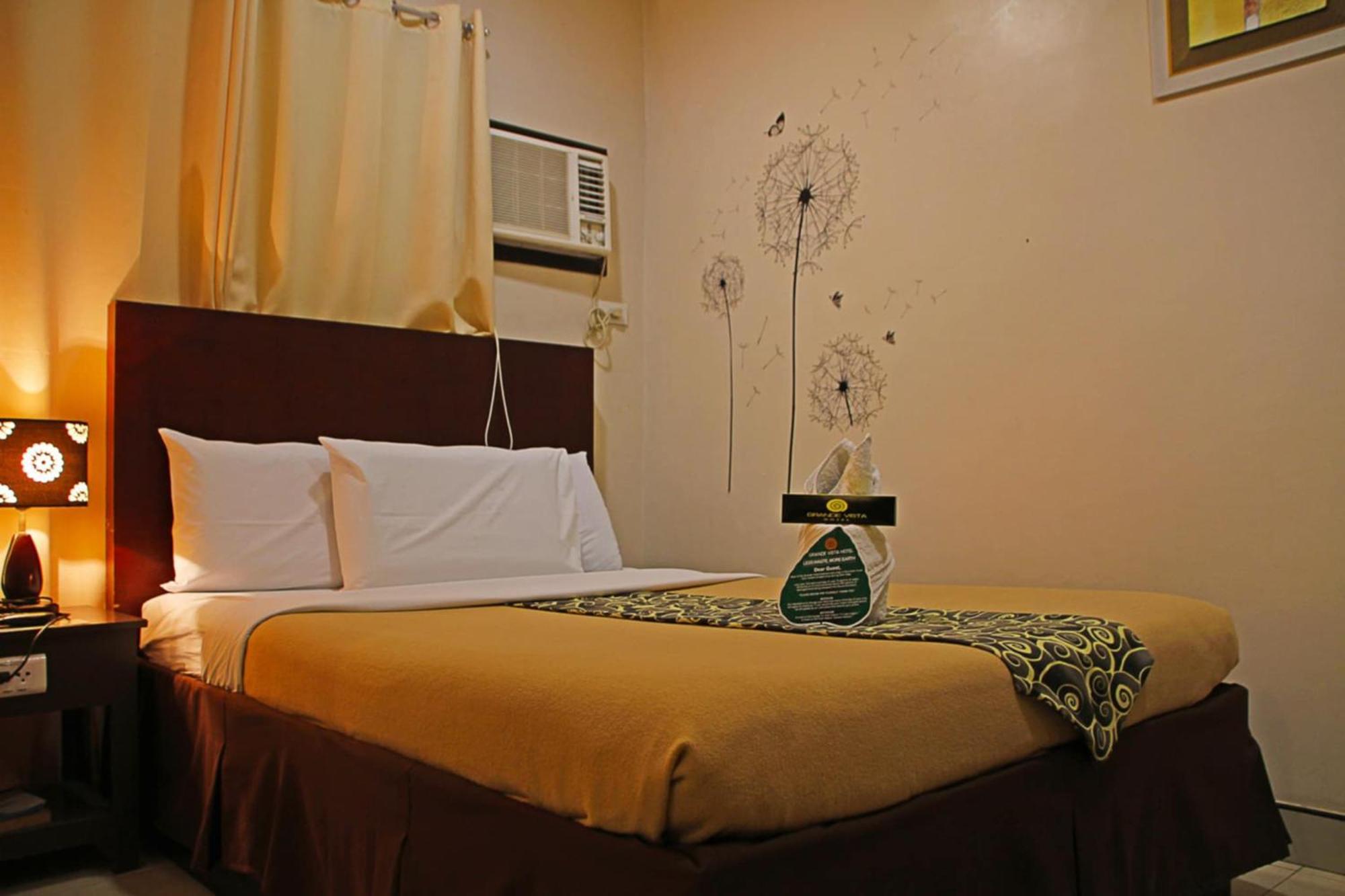 Grande Vista Hotel Puerto Princesa Buitenkant foto