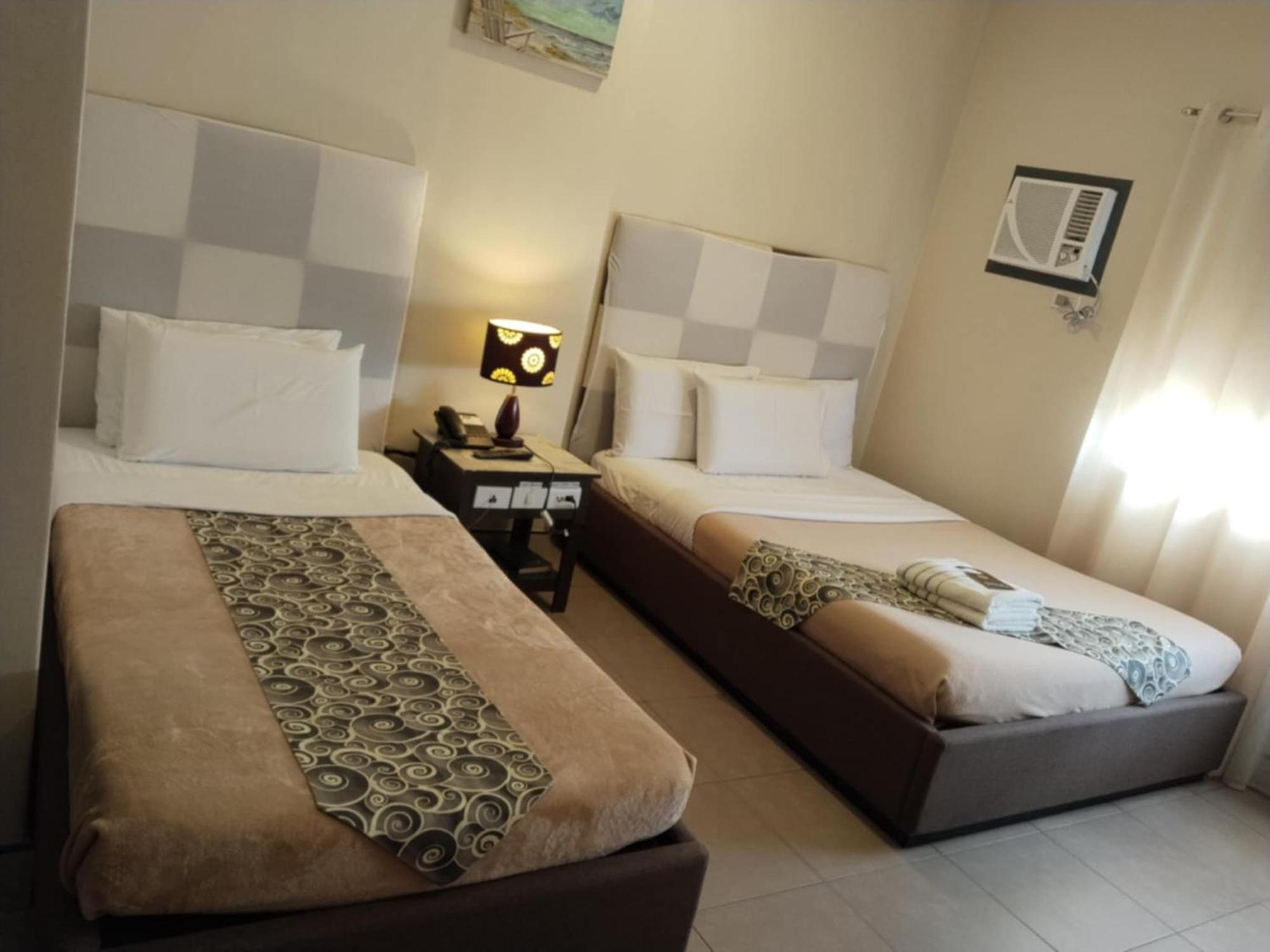 Grande Vista Hotel Puerto Princesa Buitenkant foto