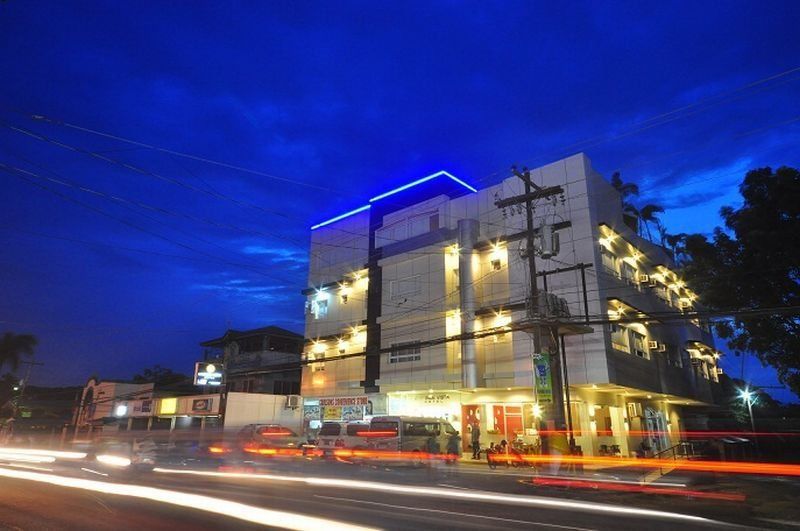 Grande Vista Hotel Puerto Princesa Buitenkant foto