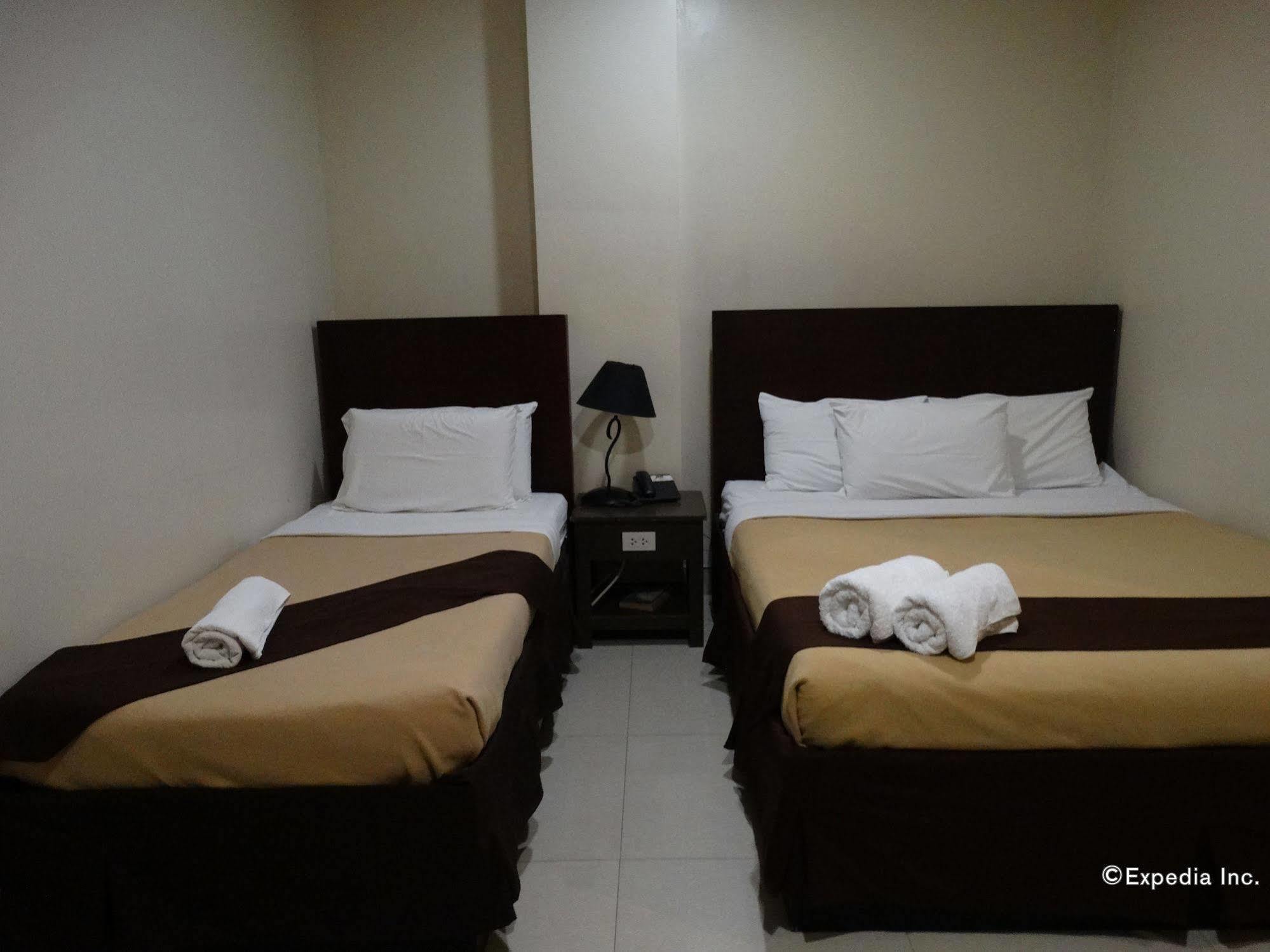 Grande Vista Hotel Puerto Princesa Buitenkant foto